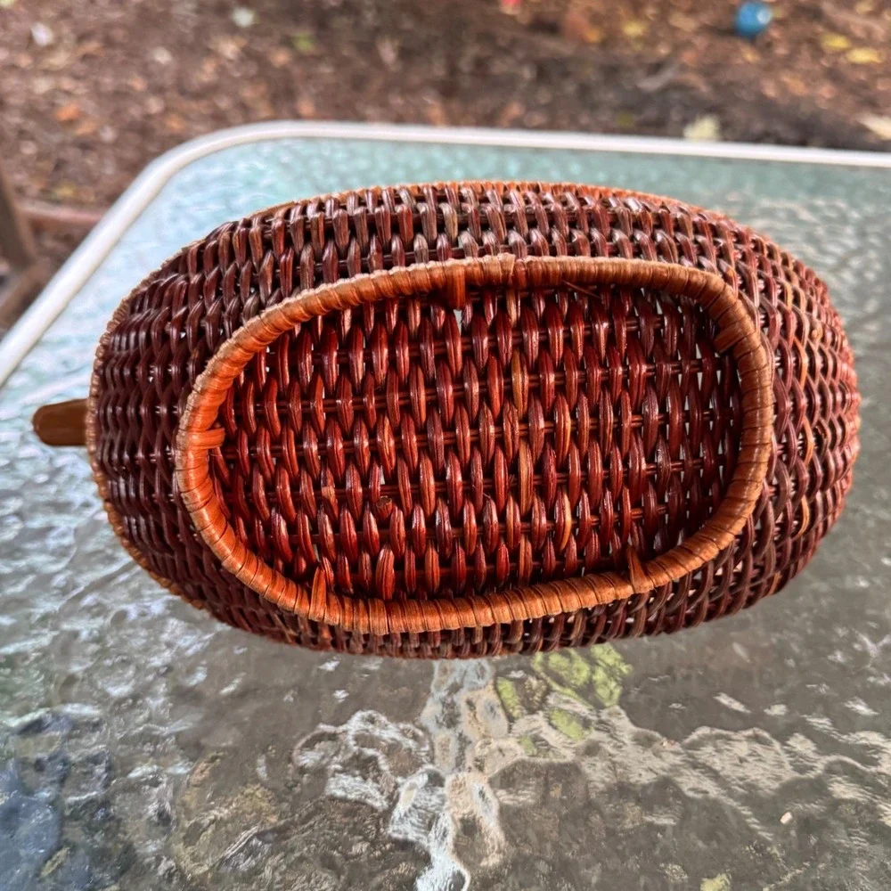 Vintage Wicker Duck Basket Hand Woven Rattan Animal Shaped Decorative Bowl Brown